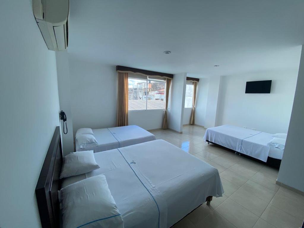 Hotel Torres Del Llano Yopal Exteriör bild